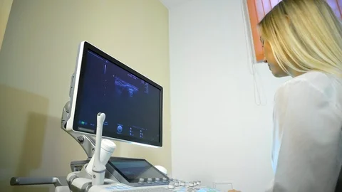 Doctor Taking A Sonogram Stock-Footage 108758940