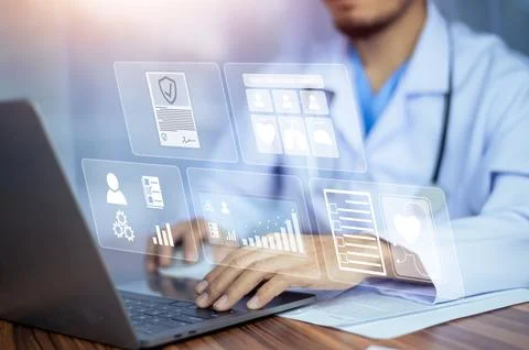 Doctor using computer working in hospital, Doctor using computer checking d.. Foto stock