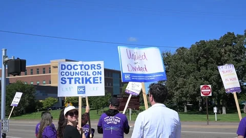 Doctors and hospice nurses strike at Allina Health's Mercy Hospital in Minnesota Stock Footage 345762845