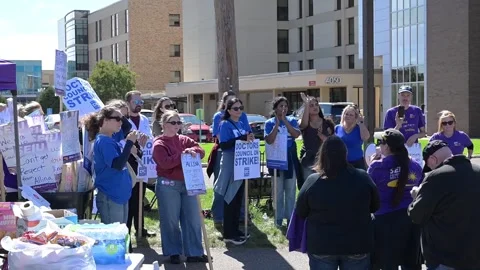 Doctors and hospice nurses strike at Allina Health's Mercy Hospital in Minnesota Stock Footage 345762880