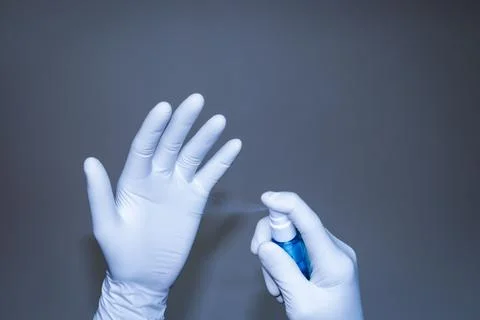 Doctors and nurses Is injecting alcohol gel to kill the virus And clean the g Stock Photos