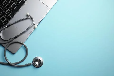 Doctor's desk top view. Set of different doctor accessories on a colored Foto stock