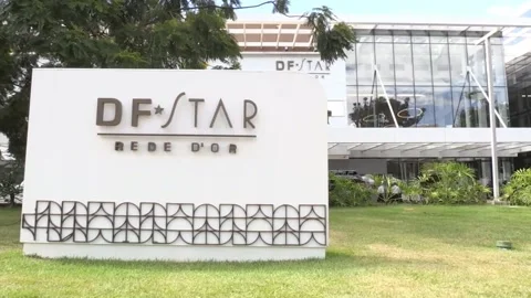 Doctors expect Bolsonaro to be discharged on Thursday after four surgeries, Río  Stock Footage 325401574