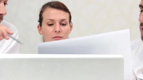  Doctors Meeting close up 動画素材 210669807