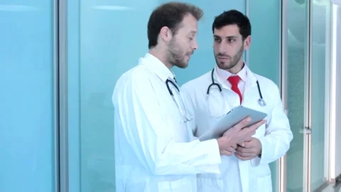  Doctors Using Tablet  스톡 동영상 210670049