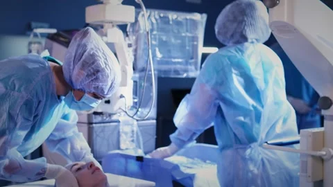 Doctors work in the operating room Stockbeeldmateriaal 265017888