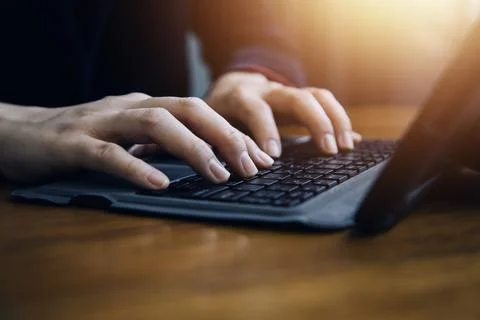 Document Businessman working modern computer Document Management System (DM.. 스톡 사진