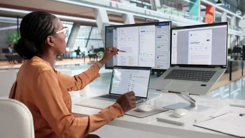 Document Manager Efficiently Organizes Digital Files Video stock 337228290