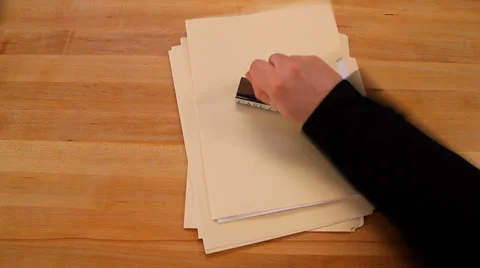 Documents in folder and case closed, wide shot 스톡 동영상 34473364