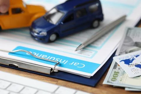 Documents for vehicle insurance 스톡 일러스트