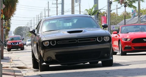 Dodge Challenger RT Miami Florida Stockbeeldmateriaal 104615171