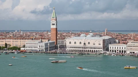 Doge's Palace hyperlapse, Venice Video stock 170668540