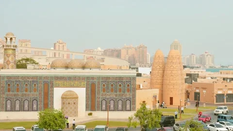 Doha, Qatar - january 7th, 2026: timelapse Katara Cultural Village in Doha,.. Vídeo Stock 331148468