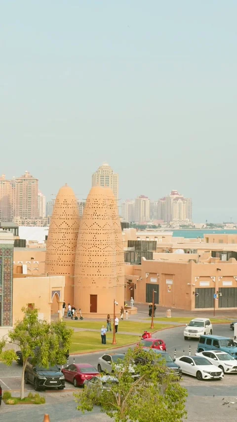 Doha, Qatar - january 7th, 2026: timelapse Katara Cultural Village in Doha,.. 動画素材 331233154