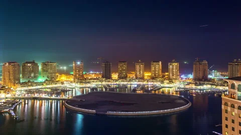 DOHA, QATAR - JUNE 30th 2017: skycreapers tall buildings timelapse night lights Video stock 238979026