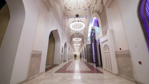 DOHA, QATAR - OCTOBER 25, 2024: Elegant corridor showcasing intricate Stock-Footage 289832006
