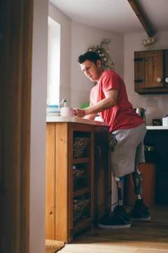 Doing the Dishes Фото