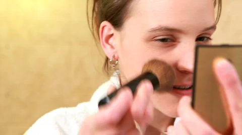 Doing make-up Stock Footage 739383