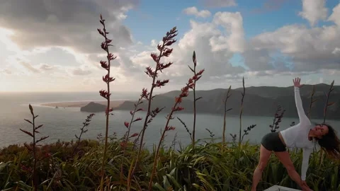 Doing Yoga in the wind Stock-Footage 145954467