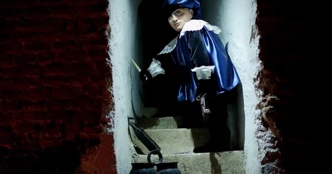 Doll the keeper of keys Vídeos de archivo 79165922