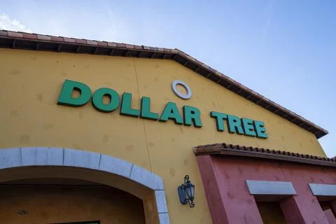 Dollar Tree general retail store front entrance logo Stock Photos