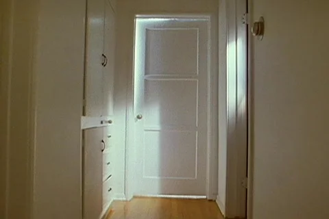 Dolly into door Stock-Footage 722147