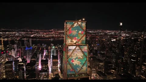 Dolly Out From Colorful LED Artwork On JPMorgan Chase Headquarters Vídeo Stock 342649940