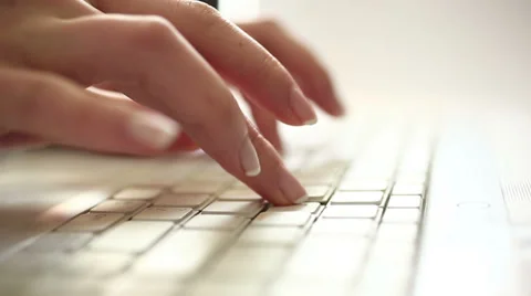 Dolly shot of executive working on laptop Stock Footage 34345455