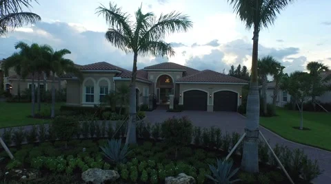Dolly shot of front yard property 7717 Eden Ridge Way Stock Footage 55290528