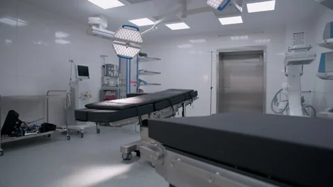 Dolly shot of operating block in modern ... | Stock Video | Pond5