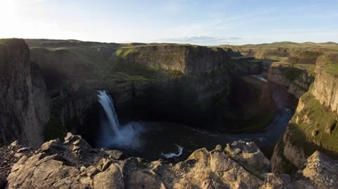 Dolly shot of Palouse Falls Video stock 40704614