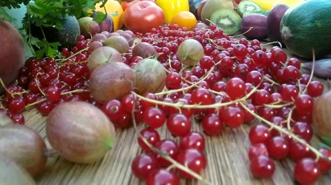 Dolly shot of table full of food in the garden Stock Footage 40136862