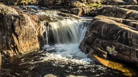 Dolly shot time lapse with long time exposure of the paradisal waterfall Video stock 87798328