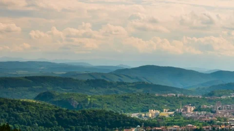 Dolly timelapse of sky in the mountains Stock Footage 112992569