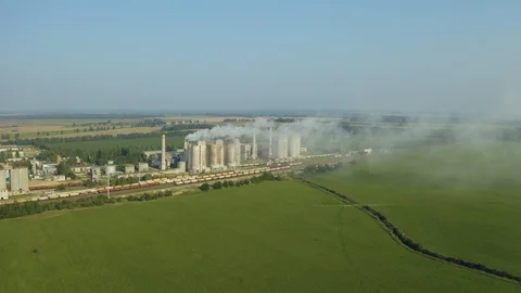 Dolomite Processing Plant Pollute the Atmosphere. Emission to atmosphere from Vidéo 115076153