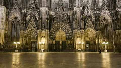 Dom in Cologne at night 30fps Stock Footage 318614