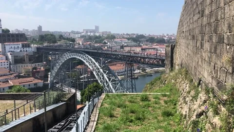 Dom Luís I Bridge Video stock 197510073