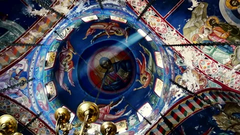 A dome and inside walls decoration at Hercegovacka Gracanica monastery Video stock 145486004