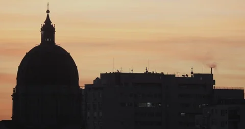 Dome of a church Vídeo Stock 110921675