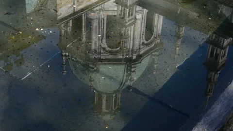 Dome of Como reflected in the water Dynamic view Stock Footage 143266154