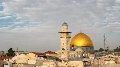 Dome of The Rock on the Temple Mount in the Old City of Jerusalem, Time lapse 스톡 동영상 102278620