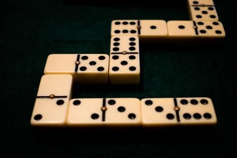 Domino Photos
