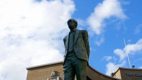 Donald Dewar statue Timelapse Stock Footage 91023576