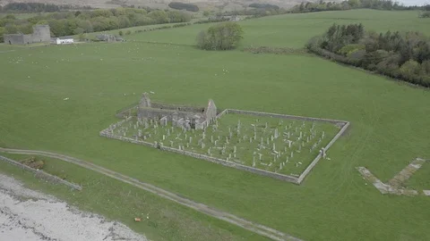 Done Aerial of Skipness Chapel Vidéo 113632880