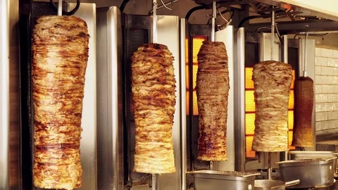Doner Kebab On Rotating Vertical Spit Vídeo Stock 92044841