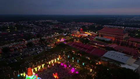 Dong Zen Temple CNY Lanterns Close-Up Aerial Drone - Jenjarom Selangor Malaysia 스톡 동영상 302206746