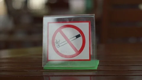 Don't smoking do not smoke sign closeup Stock Footage 106794806