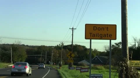 Don't Tailgate sign Stock Footage