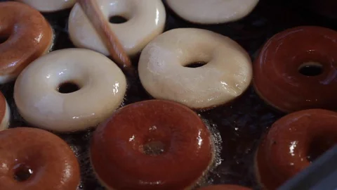 Donut and sponge frying process in traditional Mexican bakery - 02 스톡 동영상 130109784