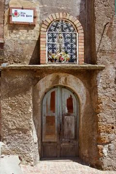 Door and window Фото